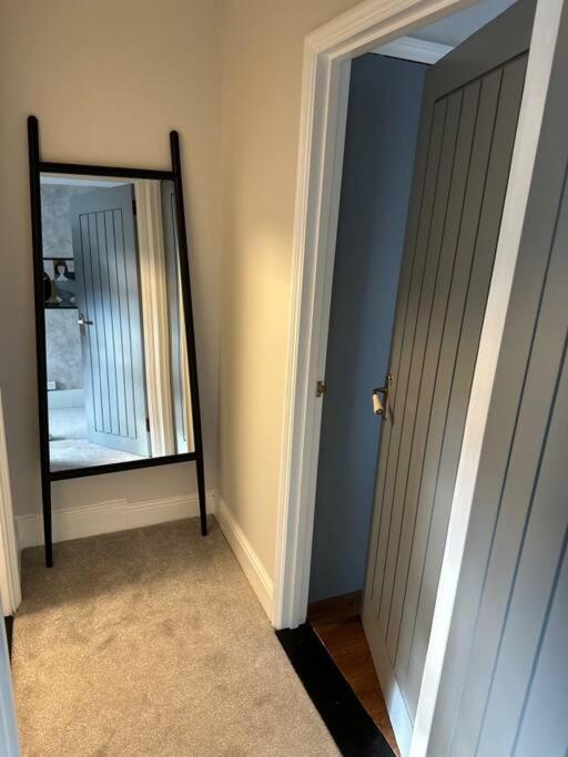 High Wycombe Centre- 2 Bed Flat Apartamento Exterior foto